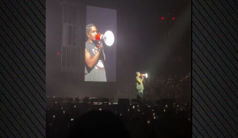 Αντιδράσεις με σχόλιο του ASAP Rocky σε συναυλία, ζητούν από τη Ριάνα να τον χωρίσει: Ευτυχώς δεν με γνωρίσατε ελεύθερο, γιατί θα σας είχα γαμ***** άγρια