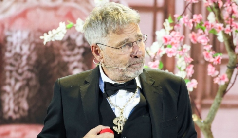 Θοδωρής Αθερίδης: Έως τα εννέα έτη της κόρης μου ήμουν αλκοολικός, μέσα σε μια θολούρα έφτασε το παιδί μου σε εκείνη την ηλικία