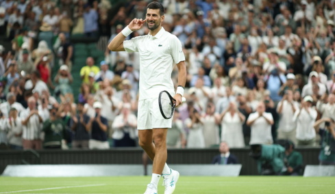Wimbledon: Η φοβερή βουτιά του Τζόκοβιτς που του χάρισε την πρόκριση στον 4ο γύρο, βίντεο 