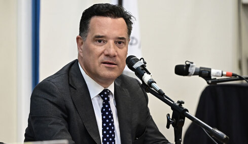 Γεωργιάδης: Καταγγέλλω τον Τσίπρα ότι πήρε λεφτά για να ψηφίσει τους Ποινικούς Κώδικες, το είπε και ο Κοντονής και δεν του έκανε μήνυση