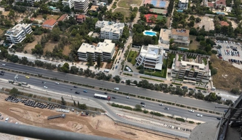 Η θέα από τον 40ό όροφο μέσα από τον Πύργο Κατοικιών του Ελληνικού, δείτε φωτογραφίες