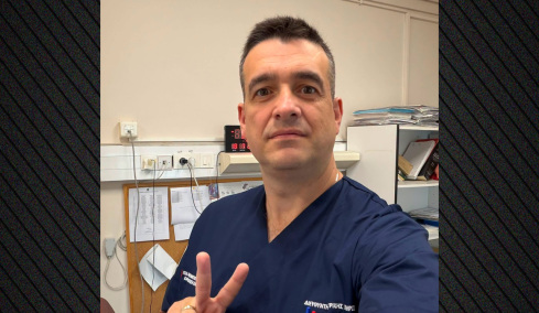 Δώσαμε τη δυσκολότερη μάχη, αγωνιούμε και ελπίζουμε να τα καταφέρει: Συγκλονίζει ο γιατρός για τον 4χρονο που έπεσε σε πισίνα στην Καστοριά
