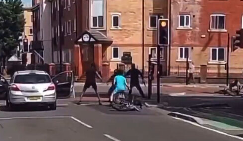 manchester_machetes_hor
