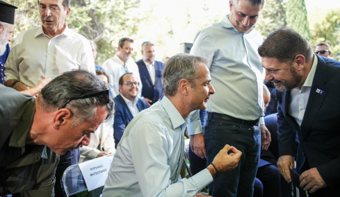 Μητσοτάκης για τριπλό κόμβο Σκαραμαγκά: Εξαιρετικά σημαντικό έργο, δεν θα το υπογράφαμε χωρίς την επιμονή του Χαρδαλιά