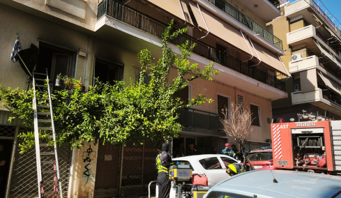 Τραγωδία στα Πατήσια: Νεκρή ηλικιωμένη από φωτιά σε διαμέρισμα, νοσηλεύεται σε πολύ σοβαρή κατάσταση ο σύζυγός της
