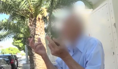 «Τι ψυχή έχει αυτός ο άνθρωπος; Η διαφορά μας ήταν 1,5 ευρώ», λέει ο 92χρονος για τον υπάλληλο βενζινάδικου στη Βούλα που τον περιέλουσε με πετρέλαιο 