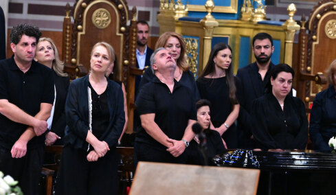 Μάρω Κοντού: Live το τελευταίο αντίο στην μεγάλη κυρία του ελληνικού κινηματογράφου