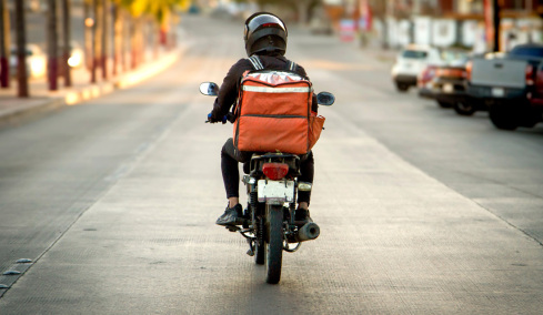 Χωρίς delivery ο τελικός του Μουντιάλ: Στάση εργασίας από τις 19:00 έως τα μεσάνυχτα