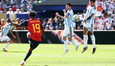Ισπανία-Αργεντινή 0-0 (Β' ημίχρονο): Μονόλογος της «ρόχα», αντέχει η «αλμπισελέστε», live ο τελικός του Μουντιάλ 2026