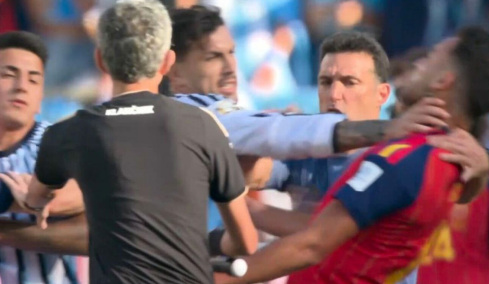 Βίντεο: Ένταση στο φινάλε του τελικού του Μουντιάλ με αρνητικό πρωταγωνιστή τον Παρέδες 