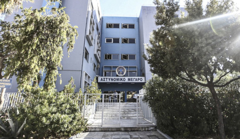 Οι 30 τρίχες, τα εξαφανιζόμενα μηνύματα και η αμοιβή: Πώς ο τοξικολόγος της μαφίας της Κρήτης έδινε οδηγίες για τις ψευδείς εκθέσεις
