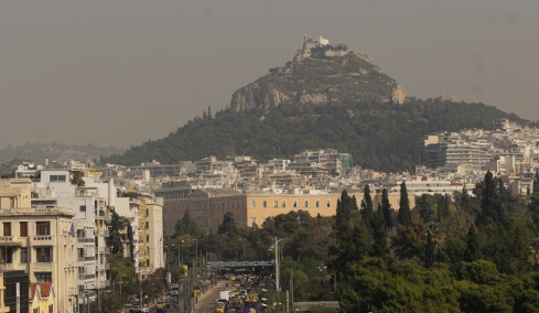 Πόσο καθαρός είναι ο αέρας στα αστικά κέντρα, πώς θα είναι τα καλοκαίρια σε 20 χρόνια: Καθηγητής του ΑΠΘ εξηγεί στο protothema