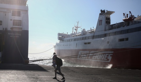 Απαγορευτικό απόπλου από Ραφήνα και Λαύριο: Το βράδυ οι αποφάσεις για τα δρομολόγια του Σαββάτου
