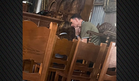 Ο Γιώργος Μπαρτζώκας για προσκύνημα στην Παναγία της Τήνου, δείτε φωτογραφίες