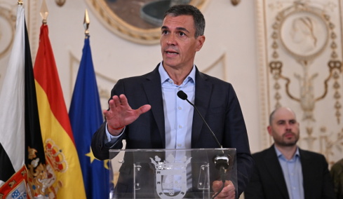 Ισπανικό τελεσίγραφο στην Ιταλία: Άρση των συνοριακών ελέγχων ή αντίμετρα