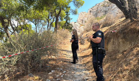 Σε 57χρονη γυναίκα ανήκει η σορός στον Λυκαβηττό, από πτώση ο θάνατος
