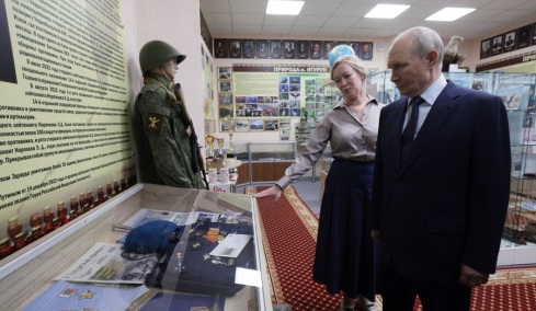 Η Ρωσία καταγγέλλει την Ιαπωνία για «αναθεωρητισμό» μετά τις αντιδράσεις για την επίσκεψη Πούτιν στις Κουρίλες