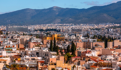 Ένα κτίριο «λήγει» στα 50; Τι λέει γνωστός αρχιτέκτονας και τι προβλέπουν οι κανονισμοί
