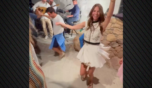 Η Ηλιάνα Παπαγεωργίου χόρεψε σε πανηγύρι, δείτε βίντεο