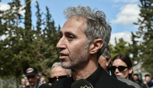 Σήμερα το τελευταίο αντίο στον Δημήτρη Κόκοτα, η επιθυμία της συζύγου του