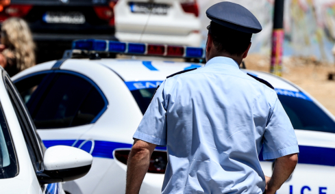 Μέσα από τη φυλακή έδωσαν την εντολή για τη βόμβα σε βίλα επιχειρηματία στη Λευκάδα - Το βαρύ ποινικό παρελθόν των δραστών
