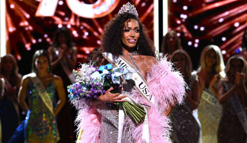 Miss USA 2026: Η νικήτρια είναι η πρώτη έγγαμη γυναίκα και μητέρα που παίρνει το στέμμα και η μοναδική άνω των 30 ετών στην ιστορία του θεσμού