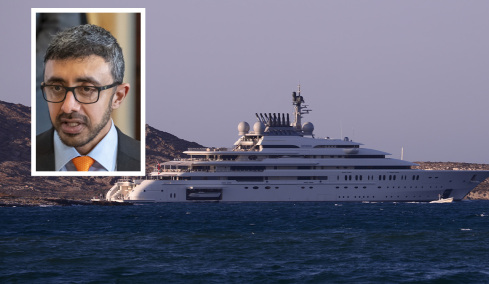 Στην Πάρο ο σεΐχης και υπουργός Εξωτερικών των Ηνωμένων Αραβικών Εμιράτων με θηριώδη θαλαμηγό