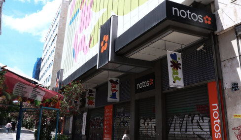 Κλείνει σήμερα το Notos στην Αιόλου και Σταδίου, η επόμενη μέρα για το ιστορικό ακίνητο