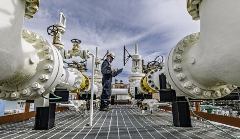 Πάνω από τα $94 το Brent μετά τα νέα πλήγματα των ΗΠΑ στο Ιράν – Στο υψηλότερο επίπεδο από το 2023 το φυσικό αέριο στην Ευρώπη