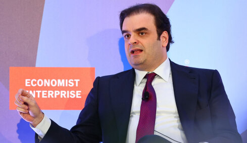 Πιερρακάκης: «Η Ευρώπη πρέπει να εγκαταλείψει την αδράνεια - Πρέπει να γίνει μία χώρα»