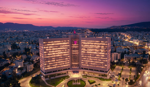 Από την CΟSMOTE TELEKOM στην Telekom: Τι σηματοδοτεί για πελάτες και αγορά η αλλαγή μάρκας του ΟΤΕ