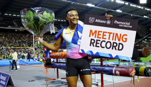 Πρώτος ο Καραλής στον τελικό του Diamond League, πέρασε τα 6.12μ και πήρε το ρεκόρ αγώνων από τον απόντα Ντουπλάντις, βίντεο 