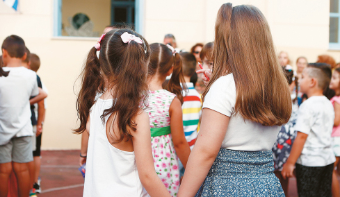 Κλείνουν σχολεία, ανοίγουν γηροκομεία: 30.000 λιγότερα πρωτάκια στα σχολεία μέσα σε 10 χρόνια - Στοιχεία για τη δημογραφική κατάρρευση ανά περιοχή