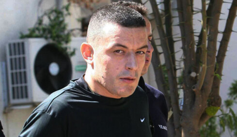 Ο βαρυποινίτης Αλκέτ Ριζάι εμπλέκεται στο επεισόδιο με τους πυροβολισμούς έξω από beach bar στην Ανάβυσσο