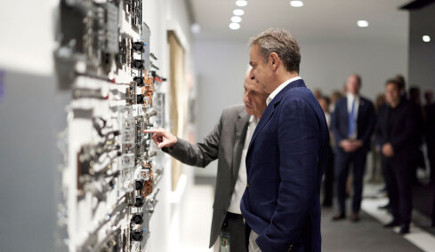 Ο Μητσοτάκης στα άδυτα της Nvidia  στην Καλιφόρνια: Συζήτησε για τις επενδύσεις στην Ελλάδα, επαφές με κορυφαίους ερευνητές στην Sequoia Capital