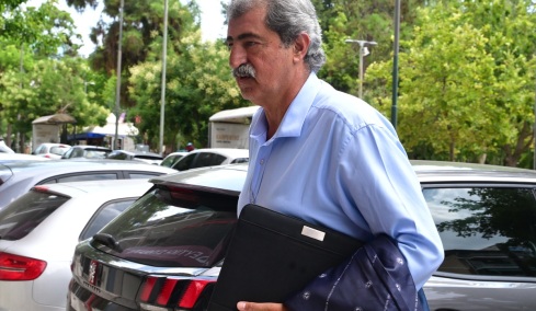 Πολάκης για κβαντική ιατρική: «Π@π@ρια μάντολες, δεν υπάρχει αυτό», δείτε βίντεο