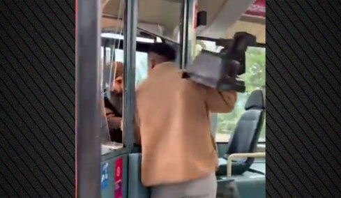 invader_bus_hor
