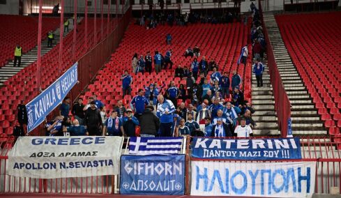 Κοινό σύνθημα από τους οπαδούς στο Βελιγράδι: Ελλάς, Σερβία, ορθοδοξία