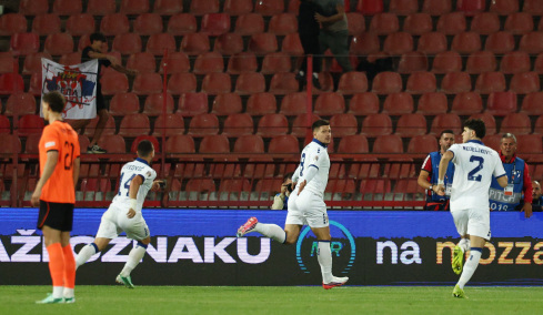 Σκόραρε ο Γιόβιτς για το 1-1 της Σερβίας κόντρα στην Ολλανδία 16 δευτερόλεπτα μετά την είσοδό του στον αγώνα, δείτε το γκολ