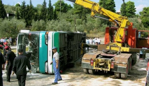22 χρόνια από την τραγωδία στο Πέταλο του Μαλιακού: Η ημέρα που η Ελλάδα βυθίστηκε στο πένθος για τους 7 μαθητές