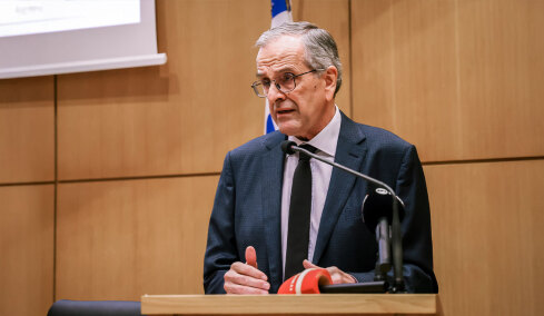 Χαμός... πιο δεξιά από τα δεξιά: Γιατί δεν ανακοινώνει το κόμμα ο Σαμαράς, «η φήμη είναι πιο αποτελεσματική από το γεγονός»