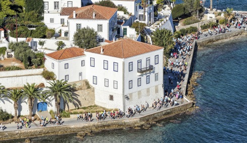 Τι συμβαίνει στις Σπέτσες αυτό το Σαββατοκύριακο; Όλο το πρόγραμμα του επετειακού SMM