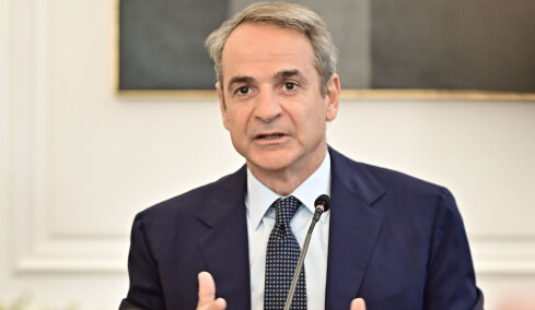 Ρυθμίσεις σε 120 δόσεις από 72, «φρένο» στους servicers και επιδότηση στα καύσιμα ανακοίνωσε ο Μητσοτάκης
