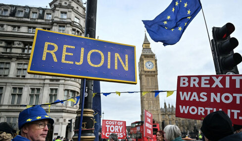 Στροφή 180 μοιρών στη Βρετανία για το Brexit: Δέκα χρόνια μετά, πέντε στους δέκα θέλουν επιστροφή στους κόλπους της ΕΕ