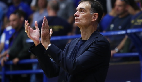 Μπαρτζώκας για το βαρύ πρόγραμμα του Ολυμπιακού: Μας φαντάζει το αυριανό ρεπό και το γεγονός ότι παίζουμε την Παρασκευή σαν να είμαστε διακοπές