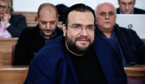 Φίλιππος Καμπούρης: Από «βασιλιάς» της trash TV και πρόεδρος του ΛΑΟΣ... στην απάτη των 5 εκατ. ευρώ με 25 εταιρείες στον ΕΦΚΑ
