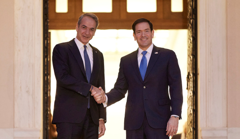 Το παρασκήνιο του γεύματος Μητσοτάκη, Ρούμπιο, υπουργών και επιχειρηματιών στις 5 ροτόντες του Tudor Hall