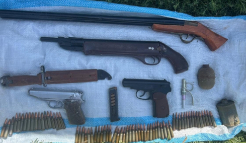  Επιχείρηση «Trigger X» από την Interpol σε 17 χώρες με 152 συλλήψεις, κατασχέθηκαν εκατοντάδες χειροβομβίδες και χιλιάδες πυρομαχικά 
