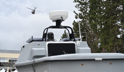 Παρουσιάστηκε ο «Πυρπολητής»: Το drone καμικάζι που κατασκευάστηκε από το Πολεμικό Ναυτικό και μπορεί να επιτίθεται με εκρηκτικά σε εχθρικά πλοία