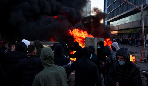 protest56-hor